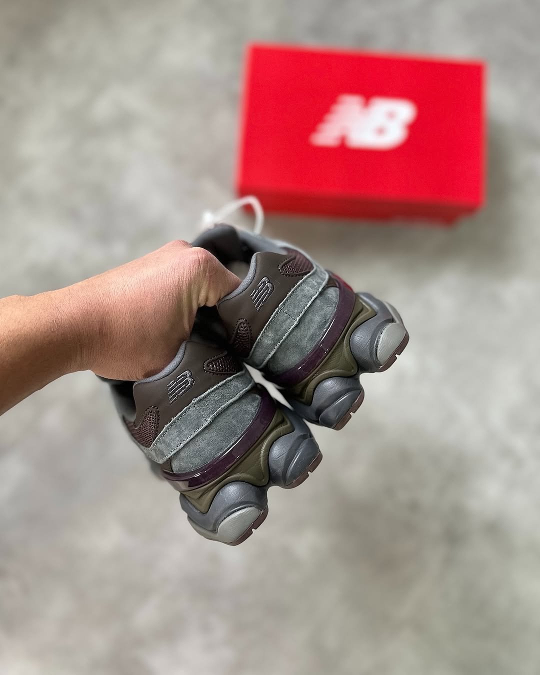 New Balance 9060