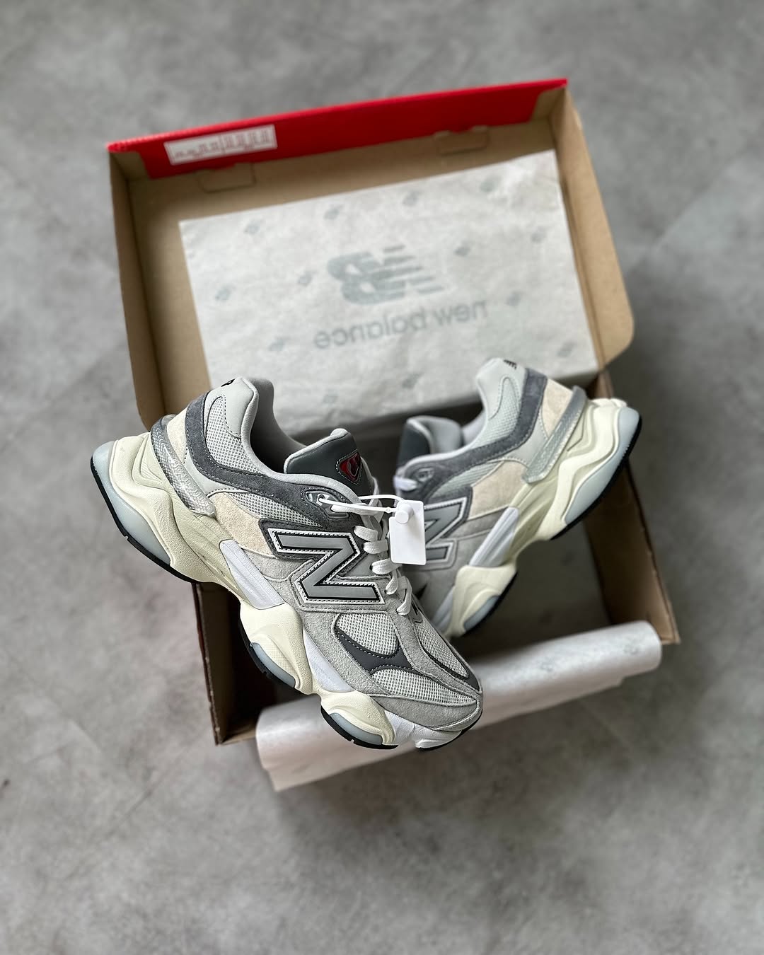 New Balance 9060