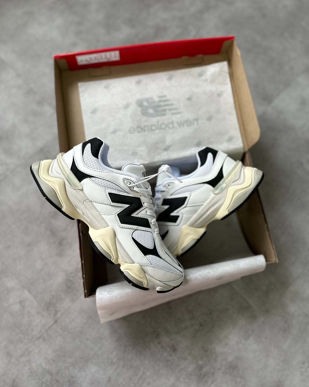 New Balance 9060