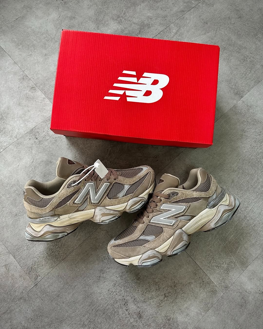 New Balance 9060