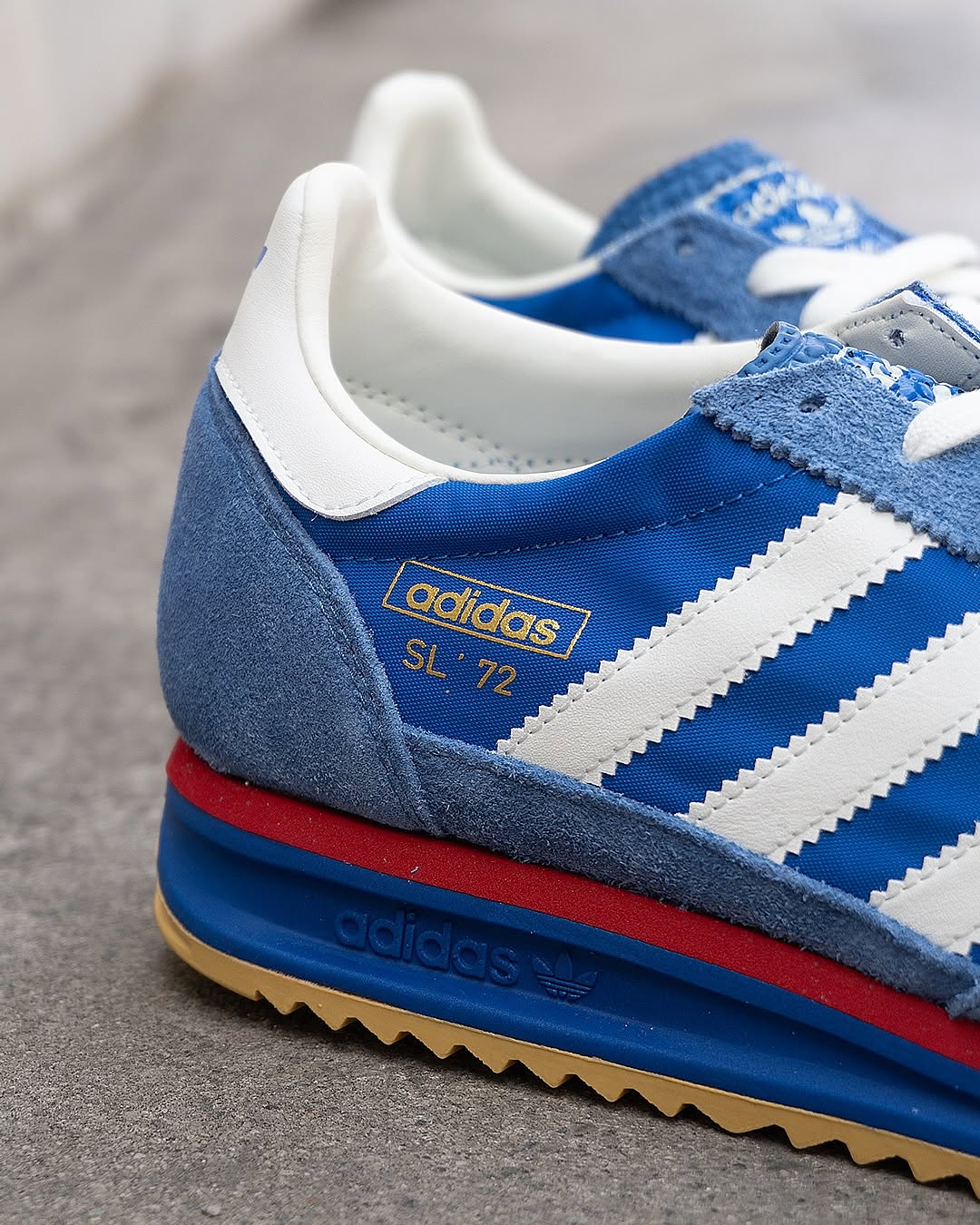 adidas SL 72