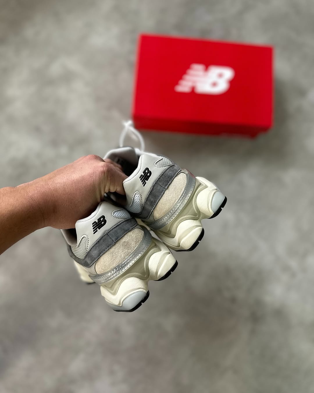 New Balance 9060