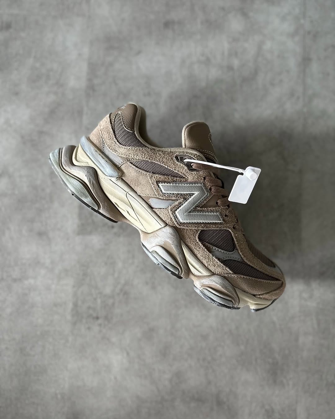 New Balance 9060