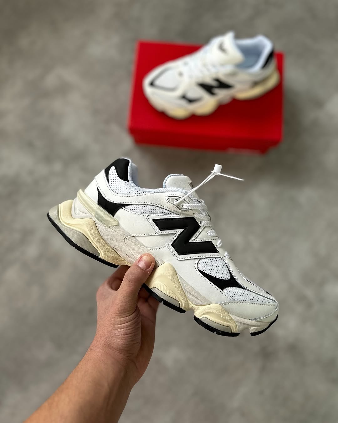 New Balance 9060