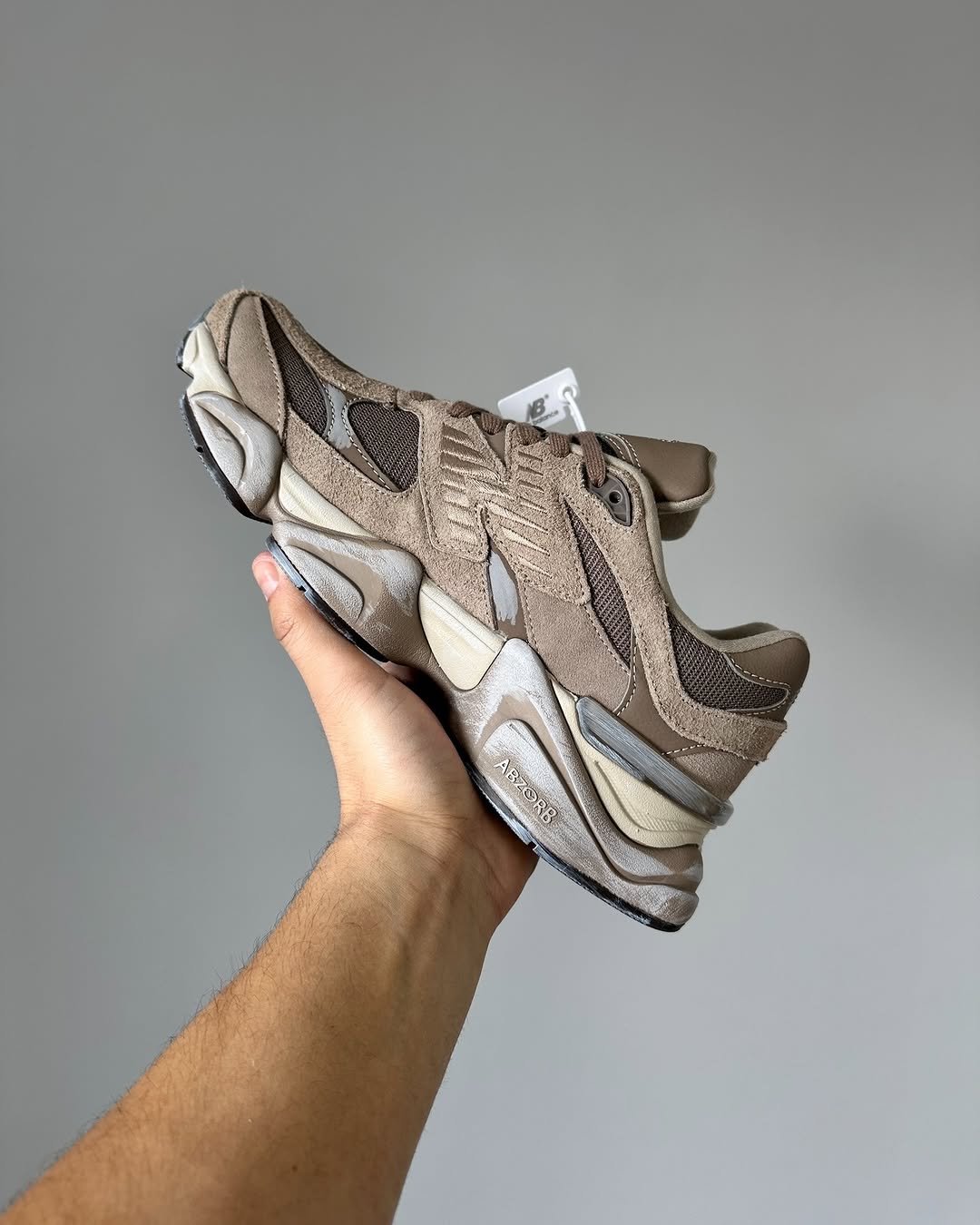 New Balance 9060