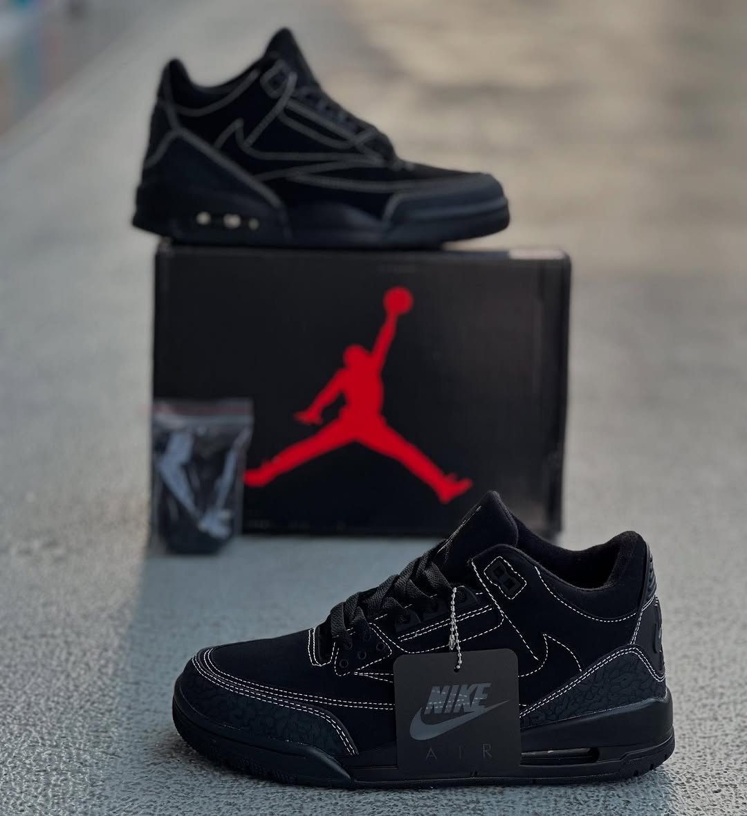 Air Jordan 3 Black x