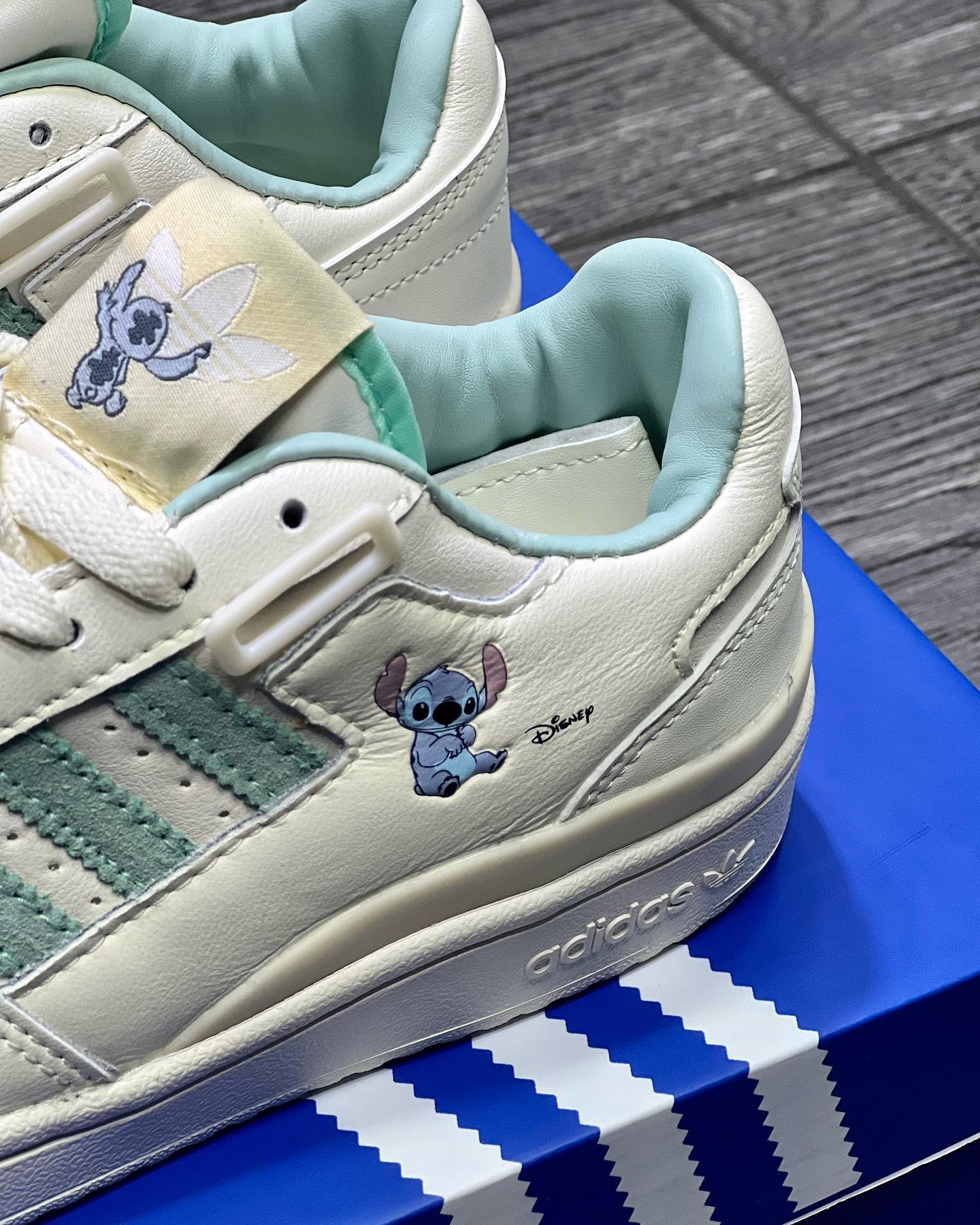 adidas forum low stich