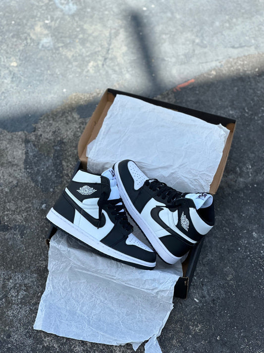 Air Jordan 1 Panda