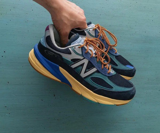 New Balance 990