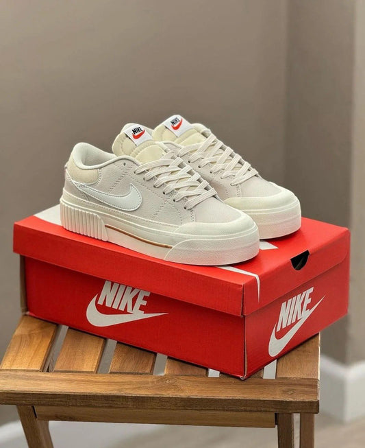 Nike Court Legacy