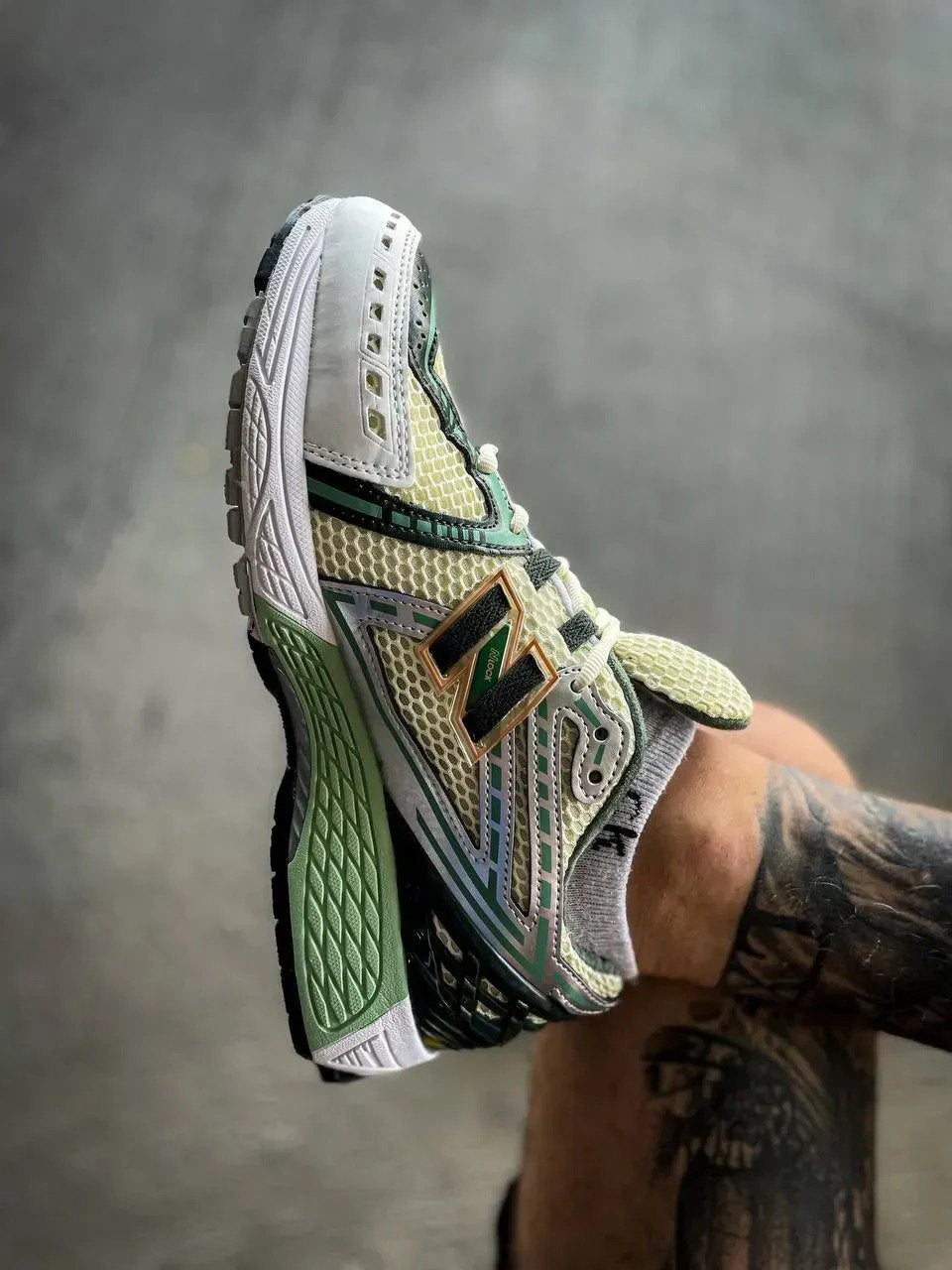 New Balance 1906R