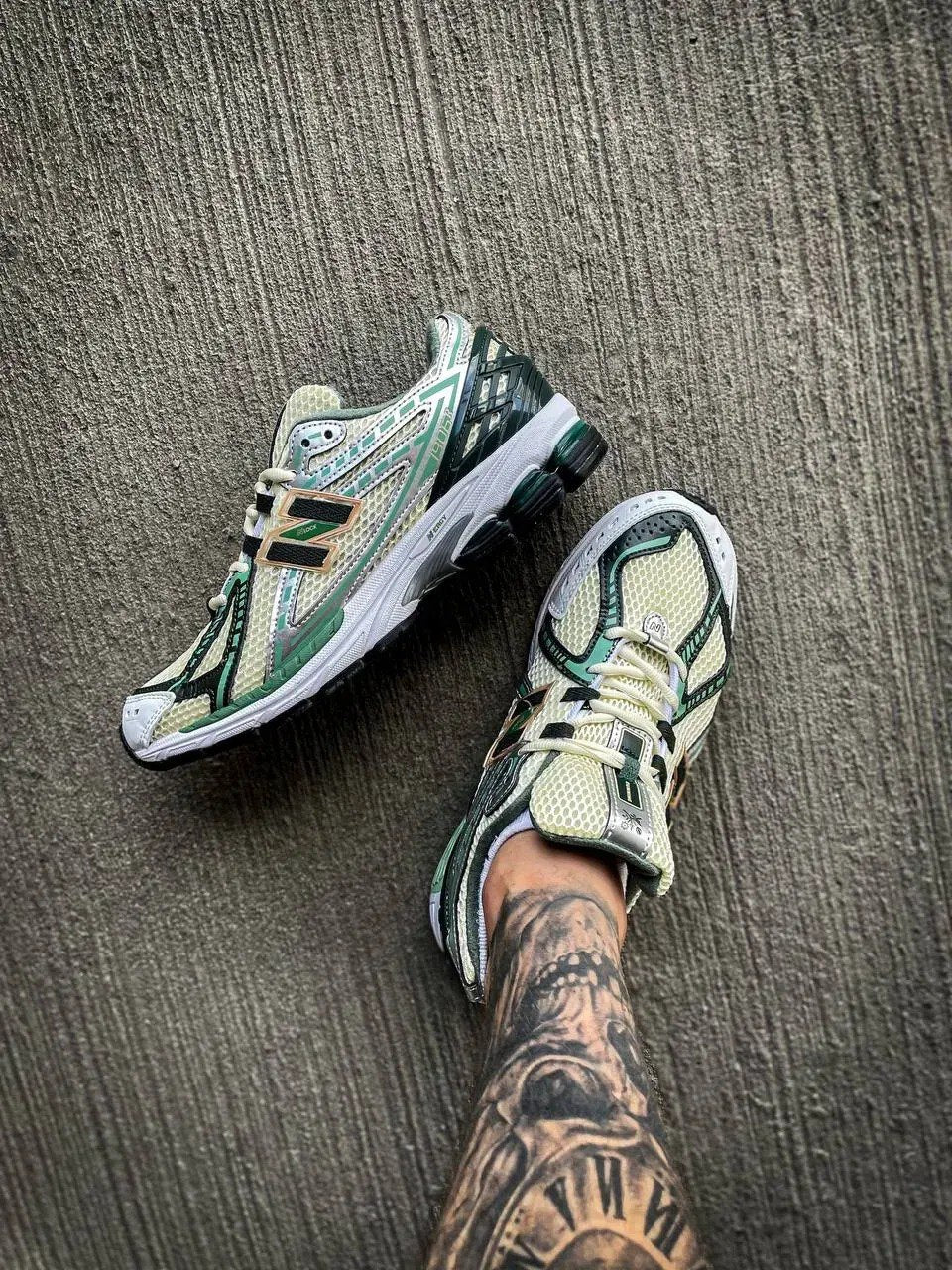 New Balance 1906R