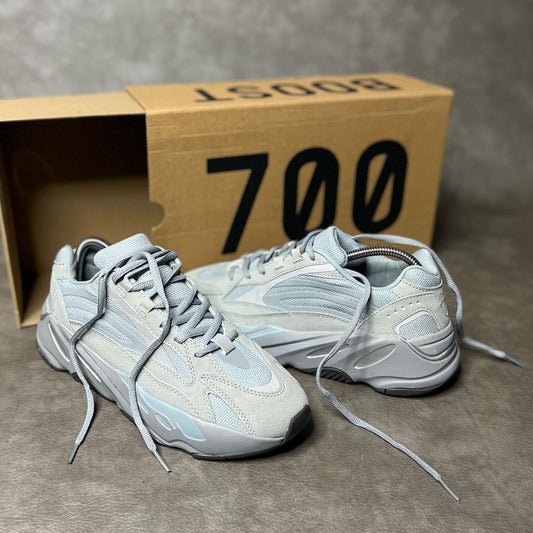 adidas yeezy 700 bost