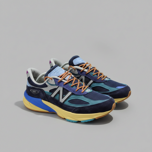 New Balance 990