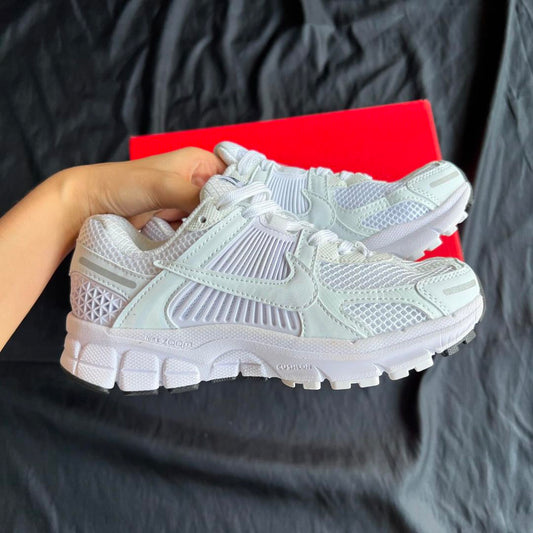 Nike Vomero 5