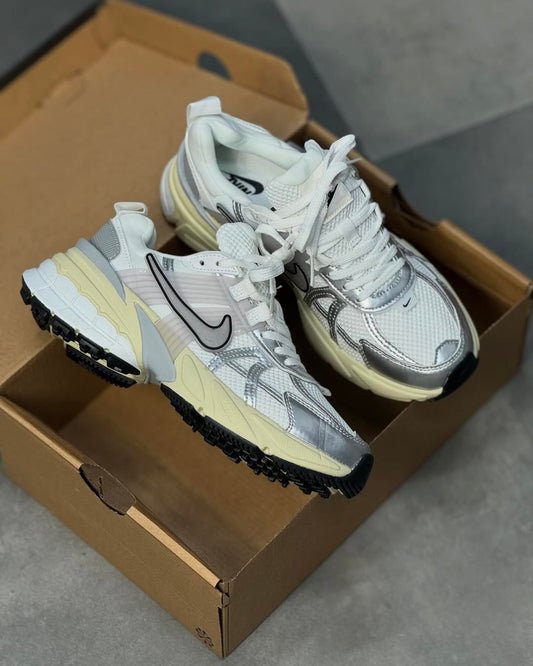 Nike V2K Run