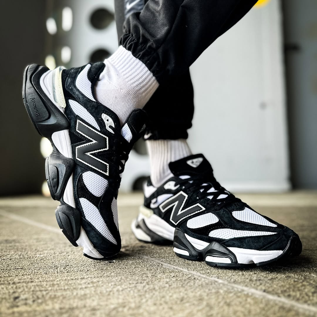 New Balance 9060