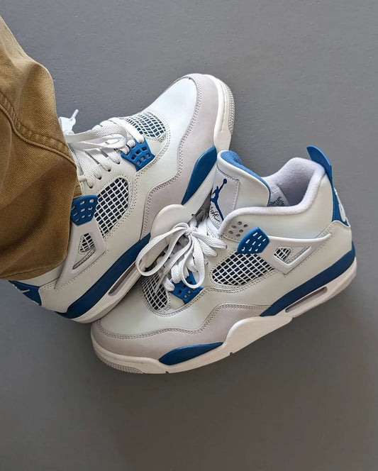 Air Jordan 4 Military Blue