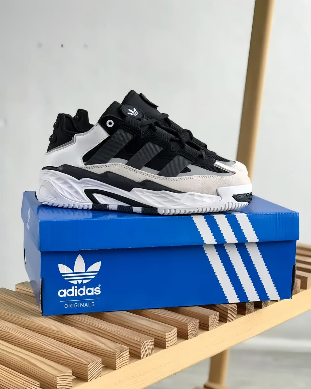 adidas Niteball l
