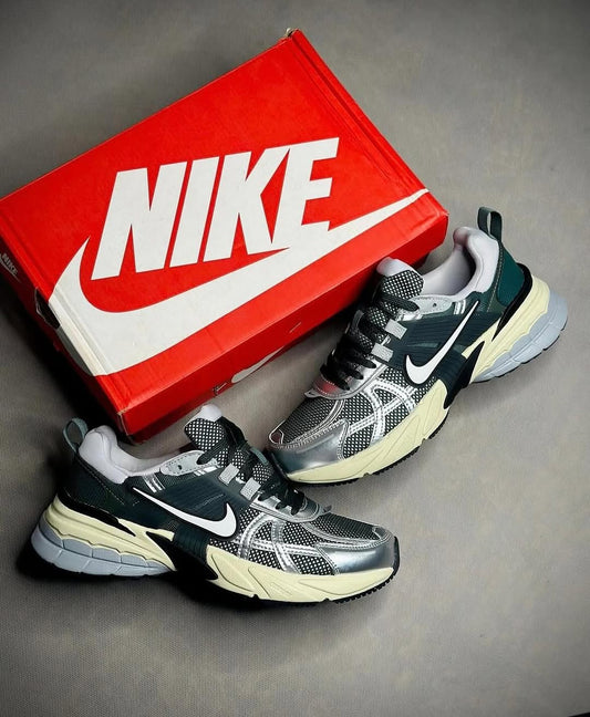 Nike V2K Run
