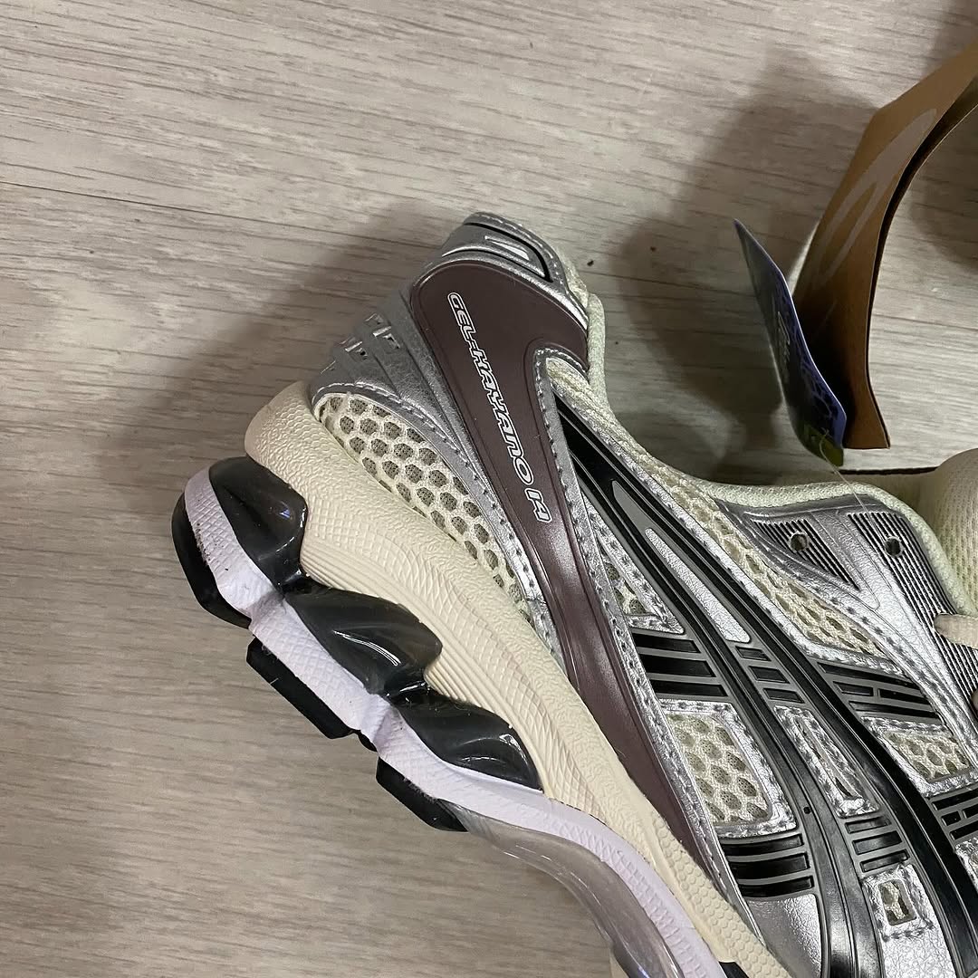 ASICS Gel-Kayano 14