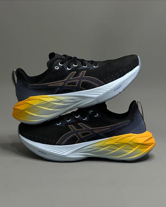 Asics Novablast 4