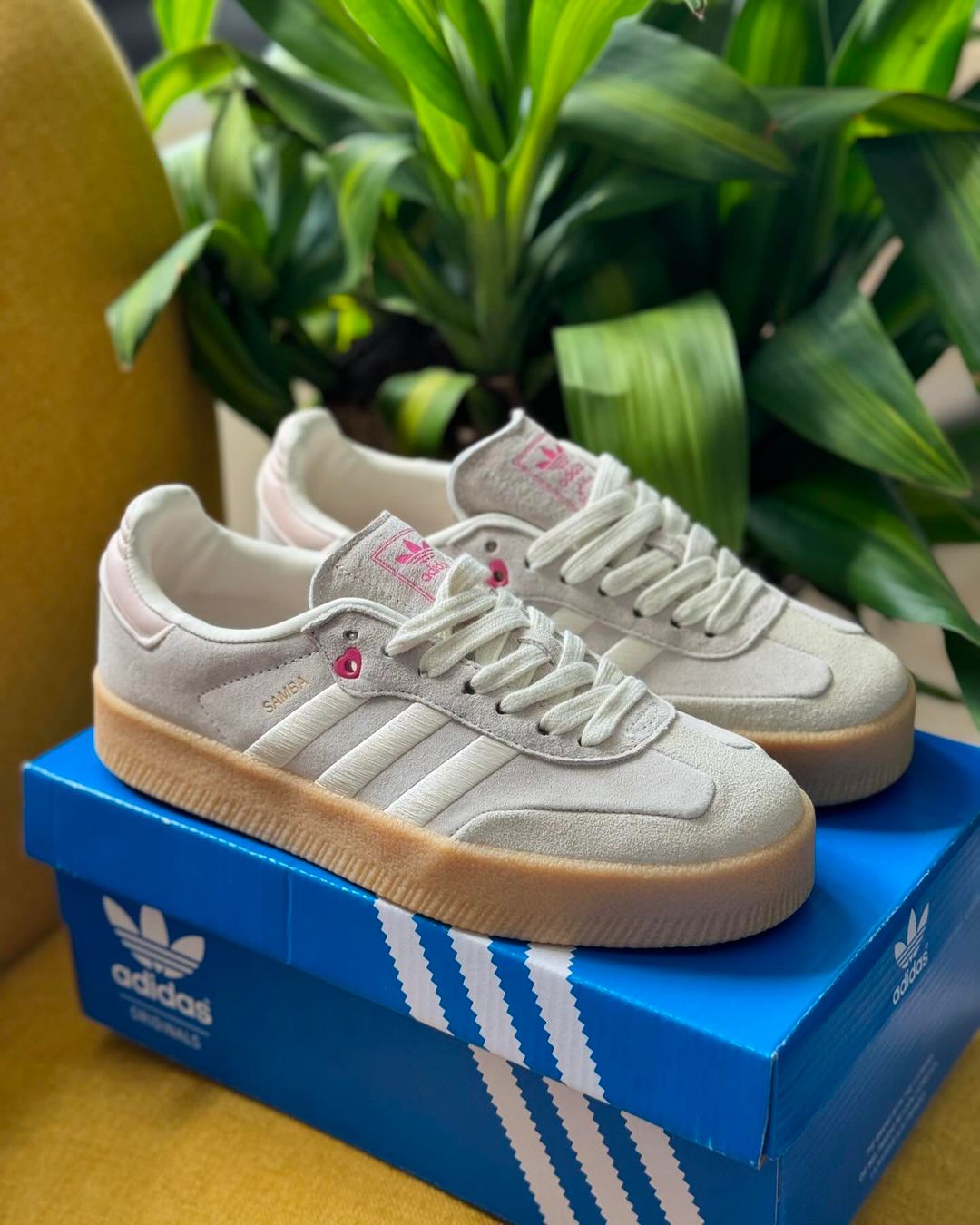 adidas samba love